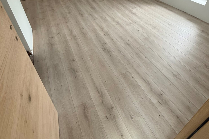 Pose de parquet à Plouhinec (Morbihan)